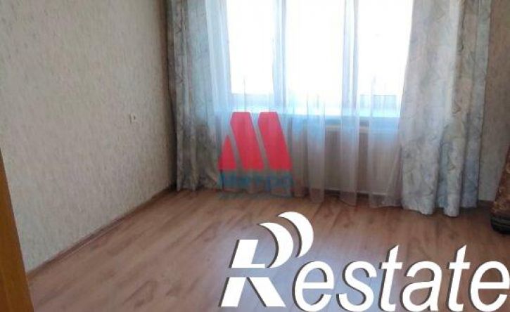 3-комн квартира проспект Машиностроителей, 3,  д. 3