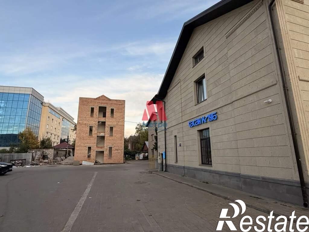 Сдать офис, помещение под офис за 260 000 рублей на Победы улица, д.зд45а