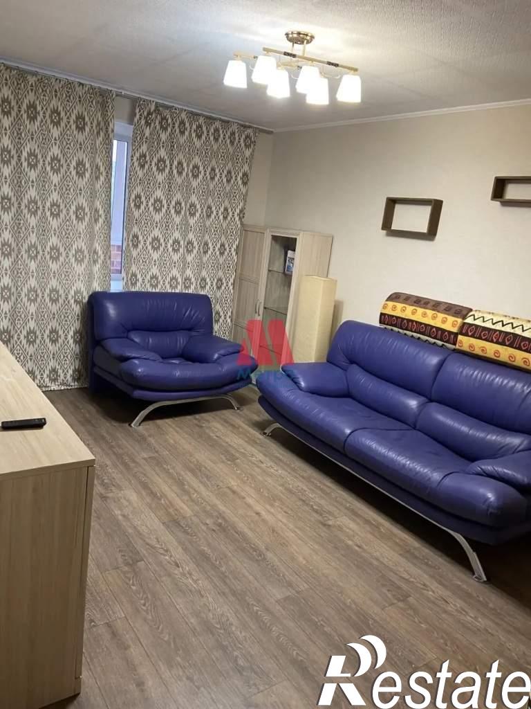 Сдать квартиру за 23 000 рублей на Строителей улица, д.7к3
