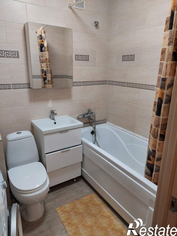 2-комн квартира Республиканская улица, д.50