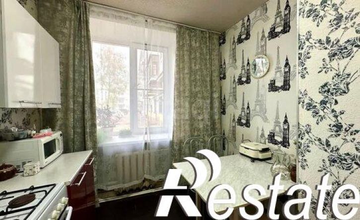 3-комн квартира улица Свердлова, 50,  д. 50