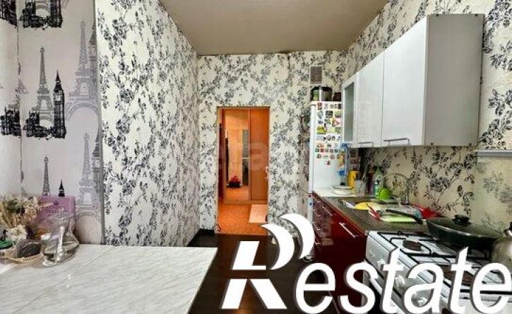 3-комн квартира улица Свердлова, 50,  д. 50