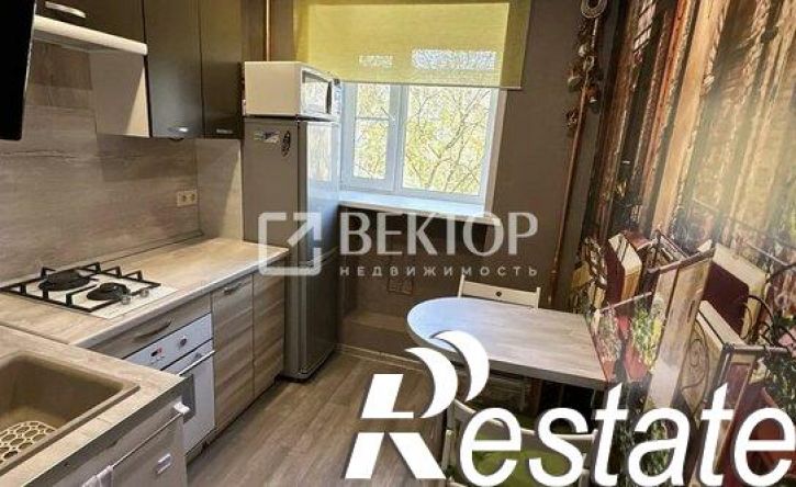 1-комн квартира улица Маланова, 10Б,  д. 10Б