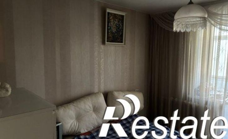 3-комн квартира проспект Авиаторов, 90,  д. 90