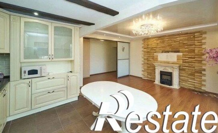 4-комн квартира улица Серго Орджоникидзе, 24,  д. 24
