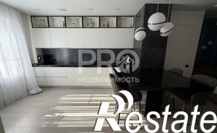 4-комн квартира улица Победы, 13 к2,  д. 13 к2