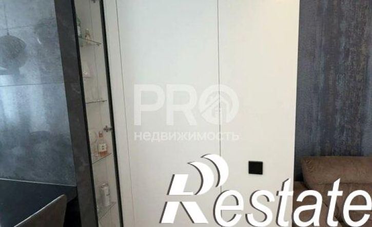 4-комн квартира улица Победы, 13 к2,  д. 13 к2