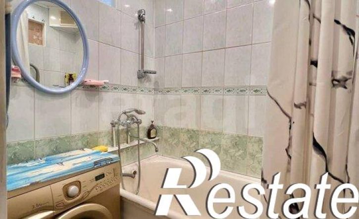 3-комн квартира улица Свердлова, 49,  д. 49