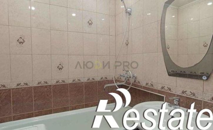 3-комн квартира улица Труфанова, 29 к2,  д. 29 к2