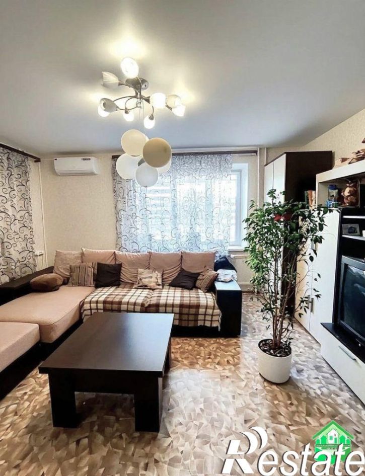 3-комн квартира Строителей ул, 16к3