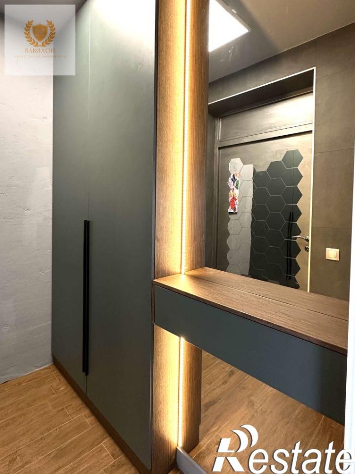 2-комн квартира Стопани ул, 6
