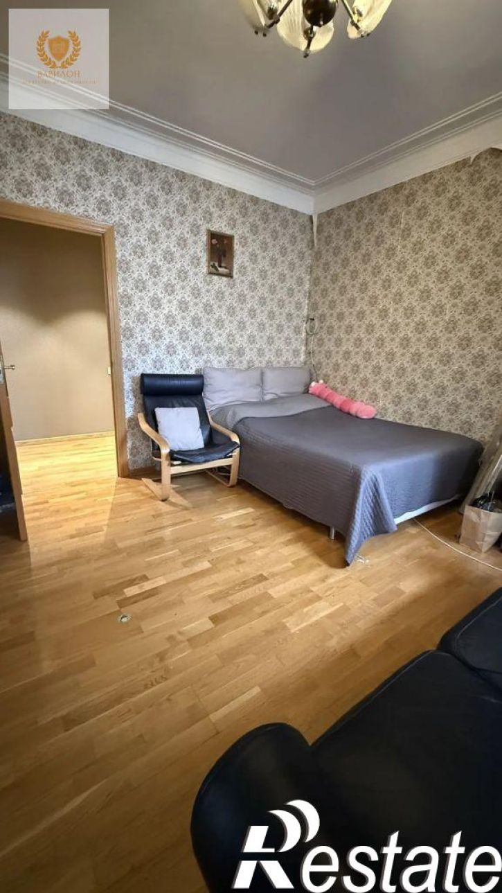 2-комн квартира Флотский Спуск ул, 1/2